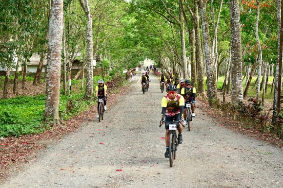 1001102017 Mirip Unbound Gravel di Kansas, 400 Pesepeda dari 5 Negara Ramaikan Nggravel Glenmore Banyuwangi