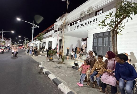 1001118650 Tawarkan Vibes Heritage, Pasar Banyuwangi Kini Jadi Jujugan Anak Muda Saat Malam Hari