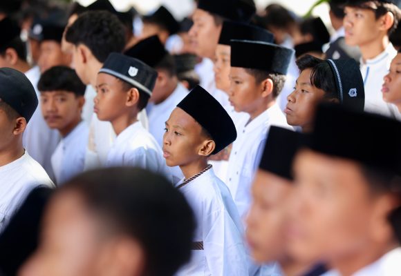 1001140465 Bukan Sekadar Penjaga Tradisi, Pemkab Ajak Santri Jadi Penggerak Kemajuan Banyuwangi