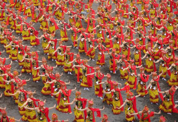 Gandrung Sewu 2026, Ribuan Wisatawan Padati Penerbangan ke Banyuwangi