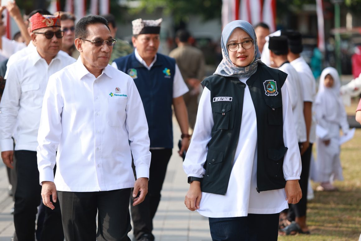 1001148610 Wamenkes Puji Inovasi Kesehatan Banyuwangi, dari Homecare hingga Dashboard Puskesmas Real Time