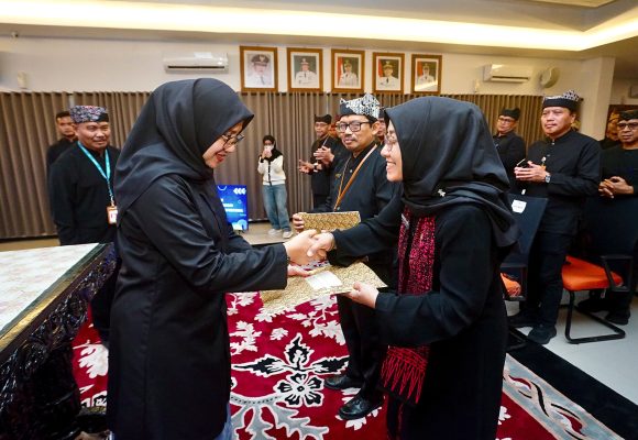 1001155646-1 Pemkab Tekankan Pendidikan Karakter, Kepala Sekolah Diminta Hadir dan Peka terhadap Persoalan Siswa