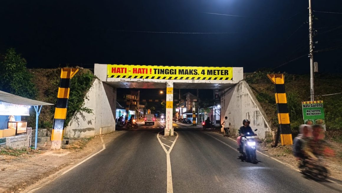 IMG-20261007-WA0019 Portal Dimensi Viaduk BH 87A Roboh Ditabrak Truk, KAI: Ini Bukan Sekadar Kerusakan Infrastruktur