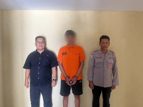 IMG-20261010-WA0000 Buron Usai Dugaan Pembacokan di Banyuwangi, Pria Ini Serahkan Diri