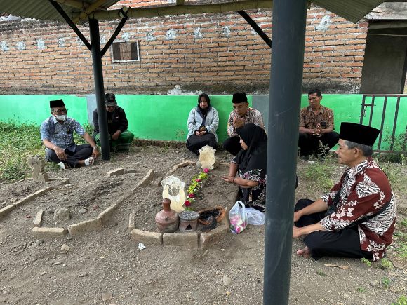 Silaturahmi Sakral di Tokoh Adat Seblang Bakungan Sambut Perhelatan Gandrung Sewu 2026