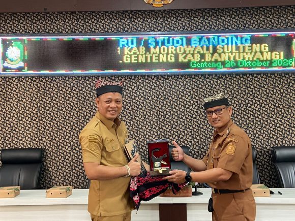 IMG-20261026-WA0023 Kecamatan Genteng Pamer Inovasi Layanan Publik saat Dikunjungi Rombongan Pemkab Morowali