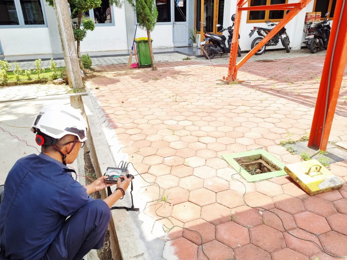 IMG-20261029-WA0021 Antisipasi Musim Hujan, KAI Daop 9 Jember Pastikan 20 Lokasi Proteksi Petir dalam Kondisi Baik