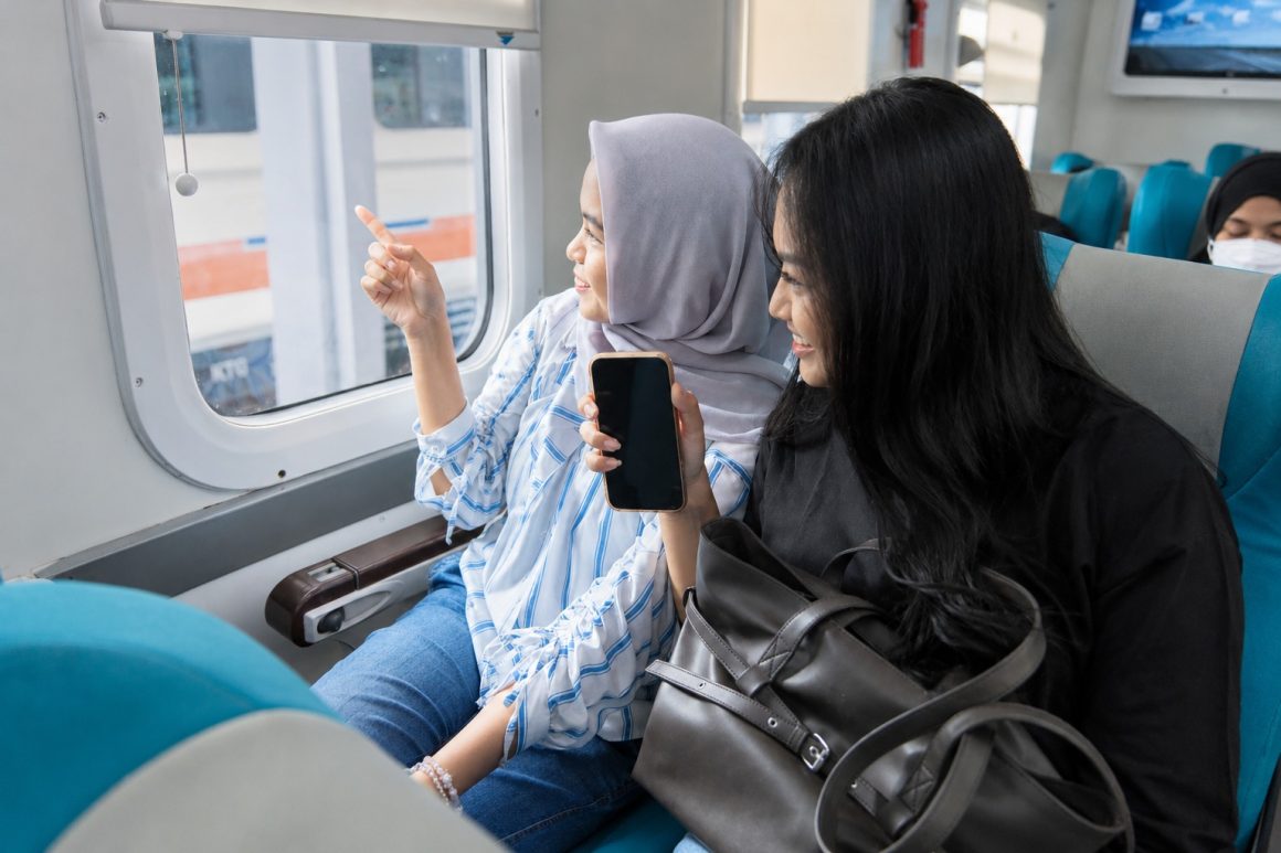 IMG-20261030-WA0011 Gen Z dan Milenial Dominasi Pengguna Kereta Api Daop 9 Jember, Tembus 1,39 Juta Penumpang