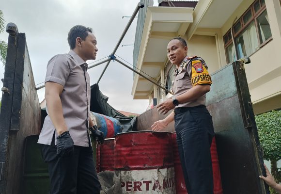 IMG20261029160846 Ungkap Kasus Penyelewengan BBM Subsidi, Polisi di Banyuwangi Tangkap 3 Pelaku dan Amankan 5.200 Liter Solar