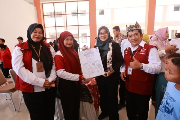 WhatsApp Image 2026-10-18 at 11_39_19 Melihat Penampilan dan Karya Siswa Sekolah Rakyat Banyuwangi, Bupati Ipuk: Banyak Kemajuan Positif